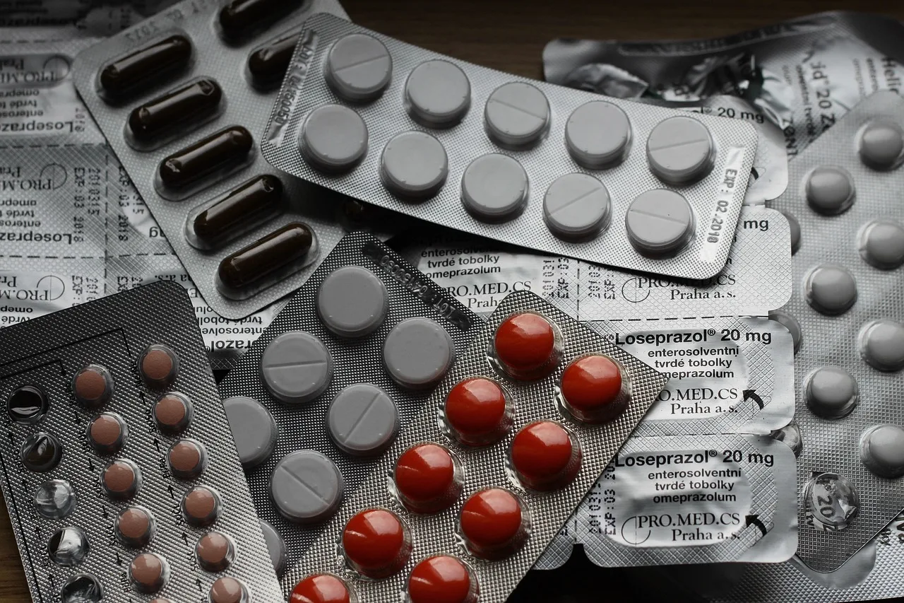medicine, medications, pills, health, doctor, heal, healthy, sick, problem, health issue, healthcare, pharmacy